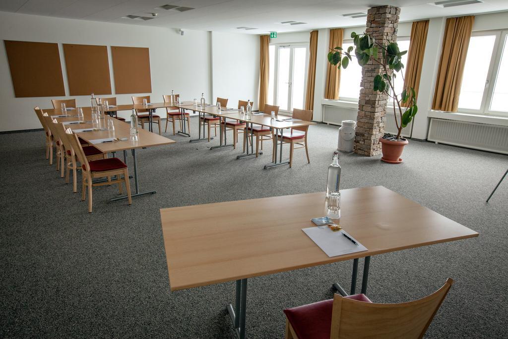 Berghotel Truebsee - Accessible Only By Cable Car Енгелберг Екстериор снимка