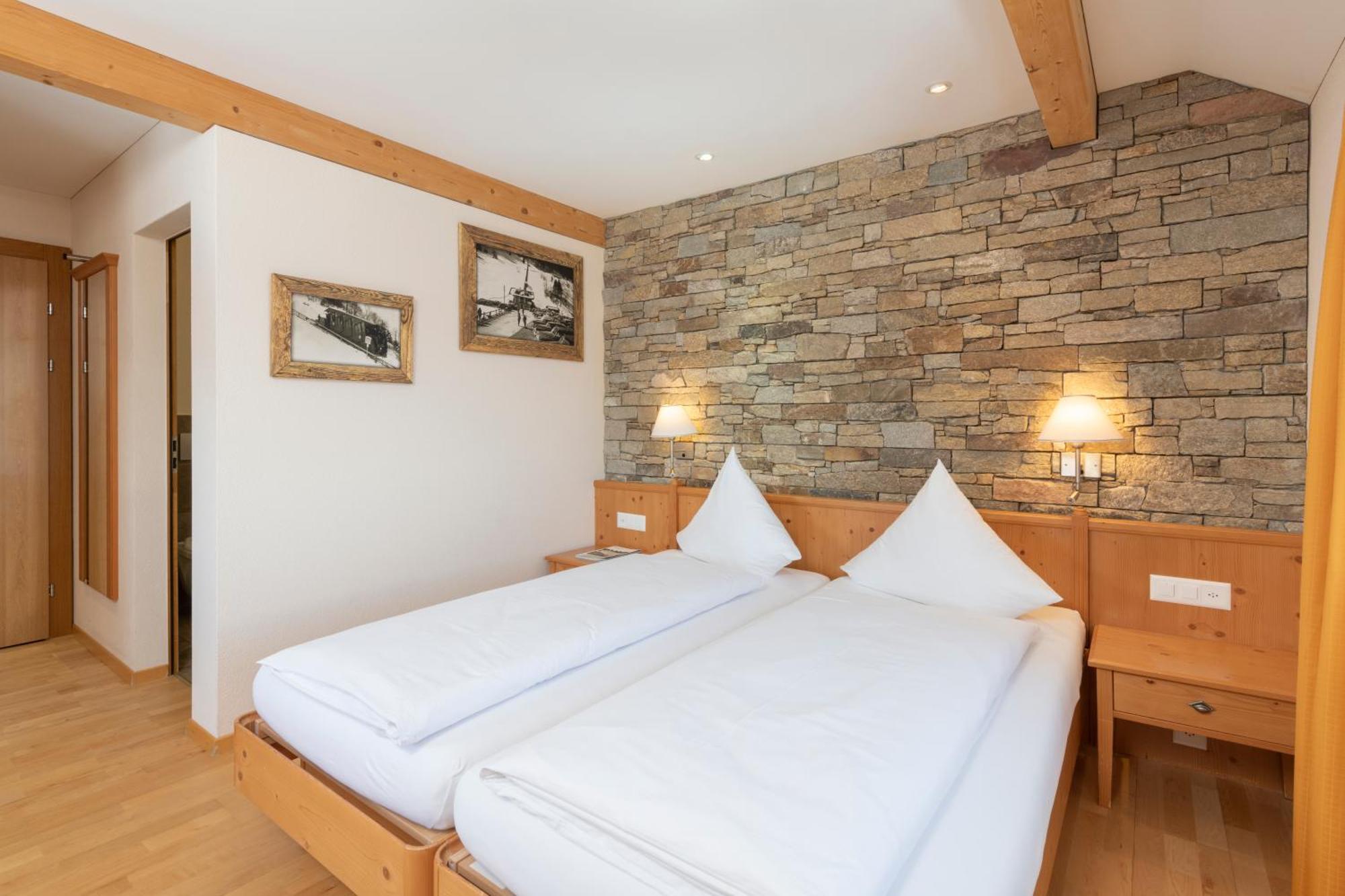 Berghotel Truebsee - Accessible Only By Cable Car Енгелберг Екстериор снимка
