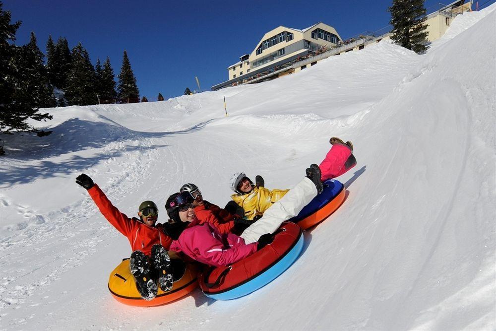 Berghotel Truebsee - Accessible Only By Cable Car Енгелберг Екстериор снимка